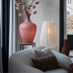Plumeria vloerlamp Ø42x132 cm zand van het woonmerk Light & Living