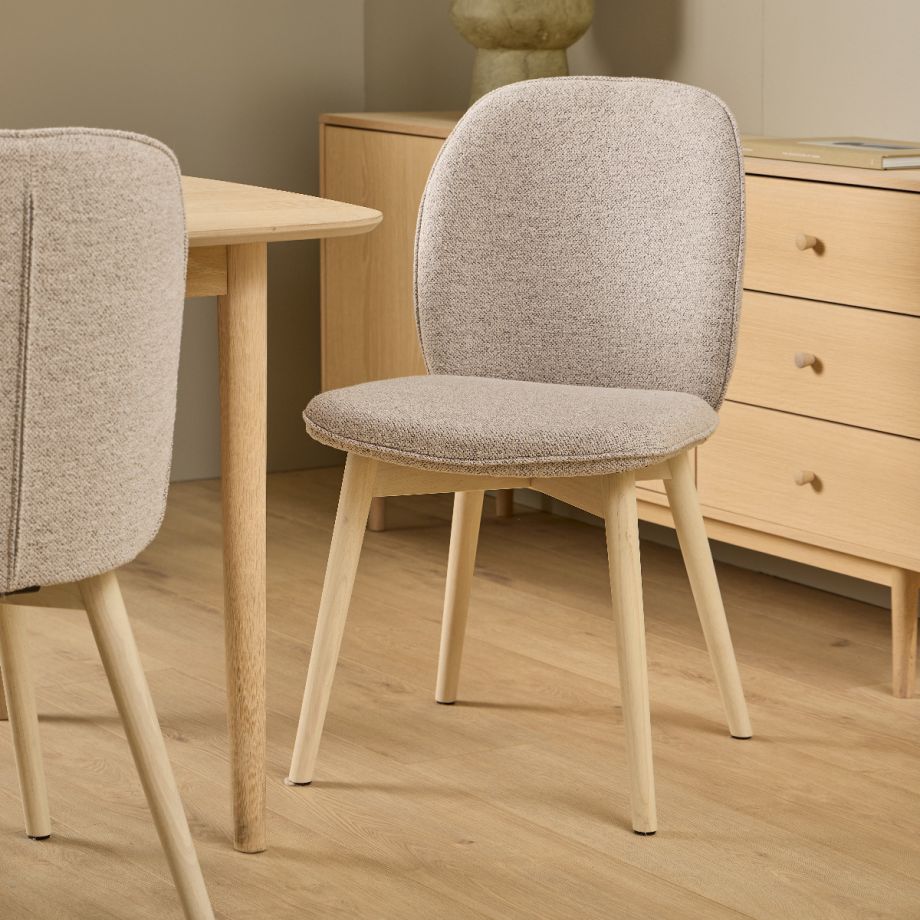 Hilda eetkamerstoel | wit oak onderstel | stof Monza