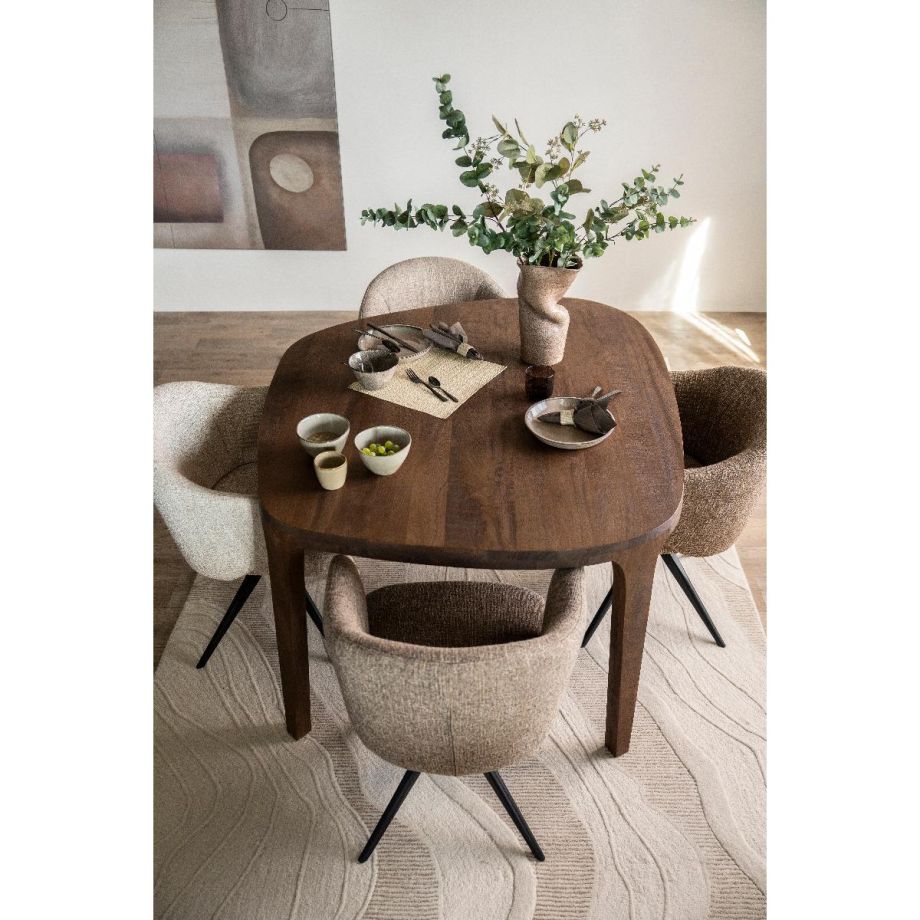 Taylor eettafel 140x120 cm - bruin