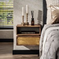 Kelsie nachtkastje 1L groot - brass/massief mango bruin