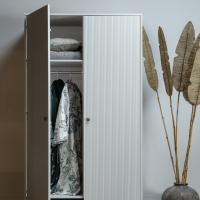 Madu garderobekast grenen 194,5 cm wolkengrijs van het woonmerk Woood