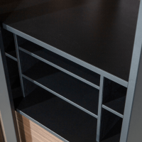 Woood James vitrinekast noten/zwart 125cm