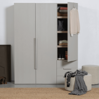 Rens 2-deurs wandkast 110 cm notenhout kiezelgrijs van het woonmerk Woood