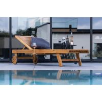 Cemre ligbed op wielen - acaciahout - naturel