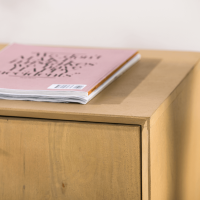 Kapur tv-meubel 140 cm mango naturel van het woonmerk Vurna