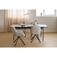 Nøra Alva draaibare armstoel | zwart metaal onderstel | stof Caso - zand