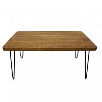 Industrial Triangle eetkamertafel van het woonmerk Kick Collection