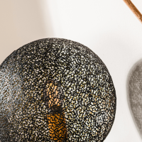 Joanne tafellamp zwart staal 1L van het woonmerk Vurna