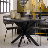  Eettafel Yellov rond van het woonmerk Light & Living