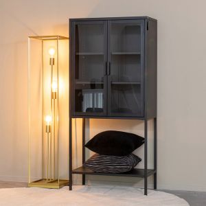 Level vitrinekast open