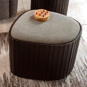 Bay opbergpoef hoog - bruin