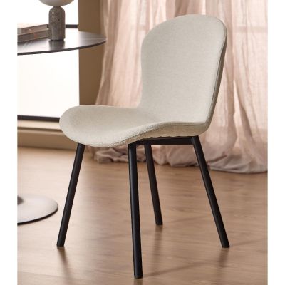 Nøra Skara eetkamerstoel | zwart metaal onderstel | stof Apia